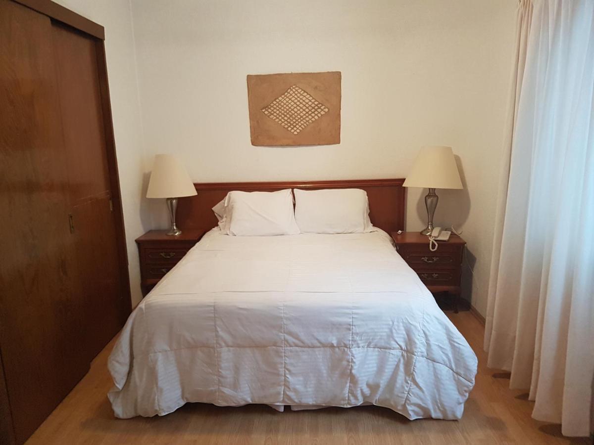 Steinhaus Suites Homero Мехико Экстерьер фото